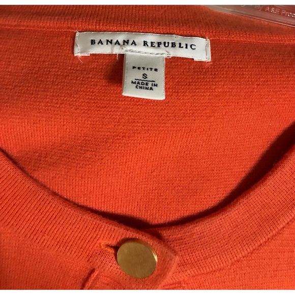 Banana Republic Cardigan - Picture 5 of 10